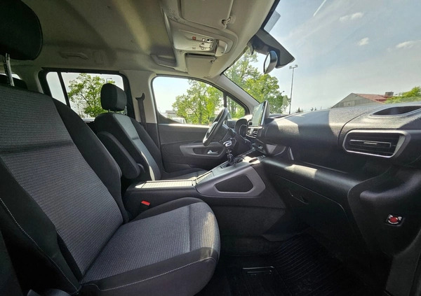 Toyota Proace City Verso cena 104900 przebieg: 107480, rok produkcji 2021 z Międzychód małe 254